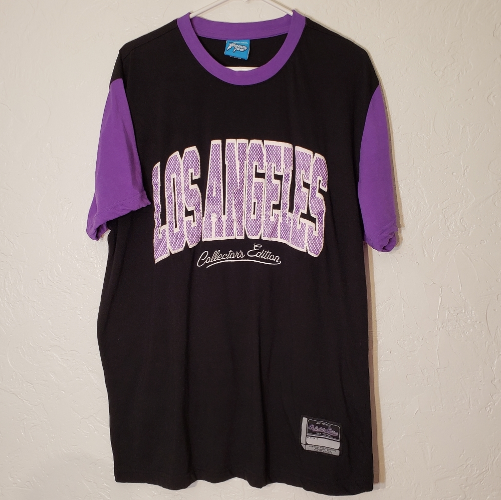 Seventy 7even Los Angeles Collector's Edition T XL